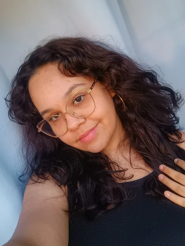 Martha Izabel - Estrategista de conteúdo e community manager
